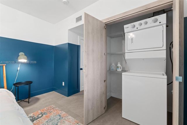 541 NE 62nd St 13, Miami, FL 33138