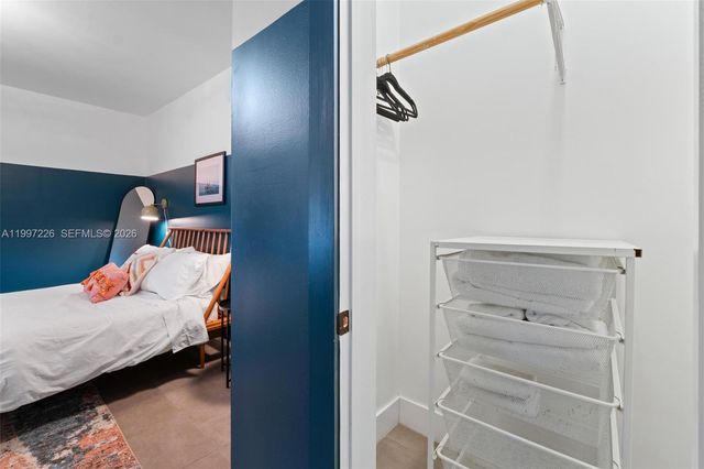 541 NE 62nd St 13, Miami, FL 33138