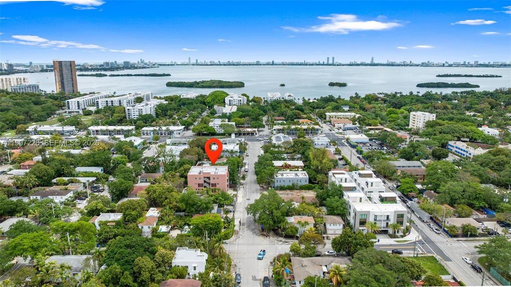 541 NE 62nd St 13, Miami, FL 33138