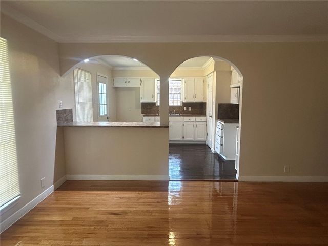 10211 Hinds Street, Houston, TX 77034