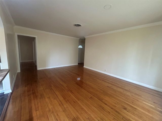 10211 Hinds Street, Houston, TX 77034