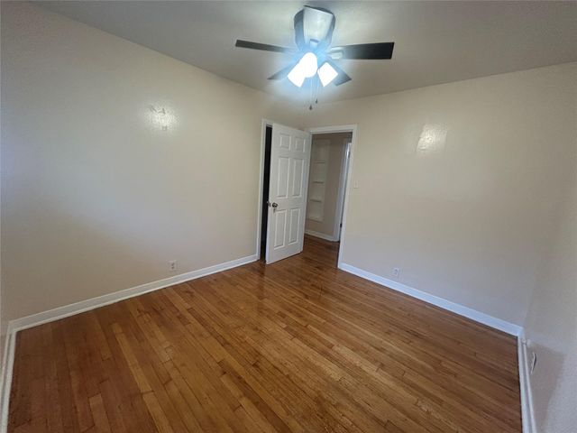10211 Hinds Street, Houston, TX 77034