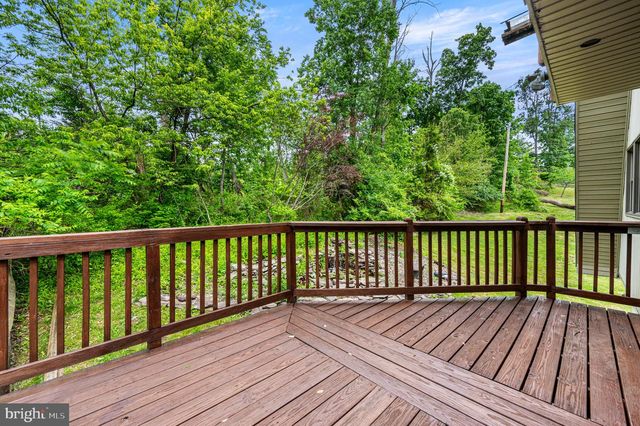 216 MAUGERS MILL RD, Pottstown, PA 19464