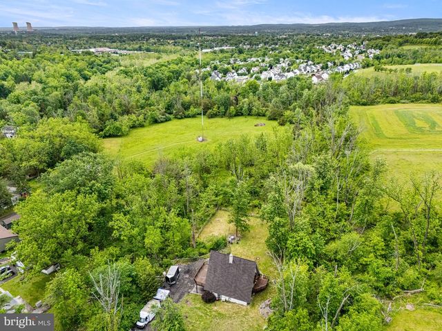 216 MAUGERS MILL RD, Pottstown, PA 19464