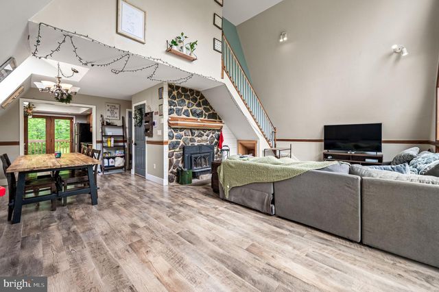 216 MAUGERS MILL RD, Pottstown, PA 19464