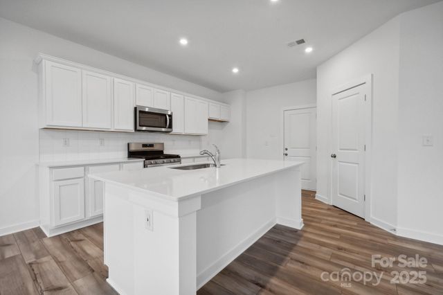 807 Olde England Lane, Lincolnton, NC 28092