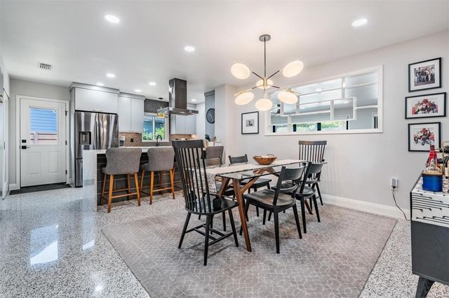 4130 N RIVER VIEW AVENUE, Tampa, FL 33607