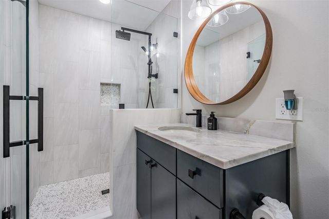 4130 N RIVER VIEW AVENUE, Tampa, FL 33607