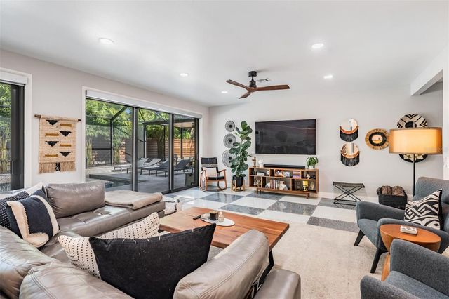 4130 N RIVER VIEW AVENUE, Tampa, FL 33607