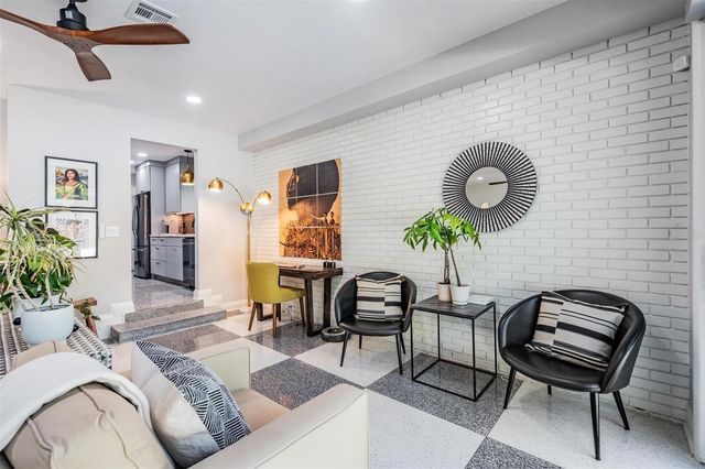 4130 N RIVER VIEW AVENUE, Tampa, FL 33607