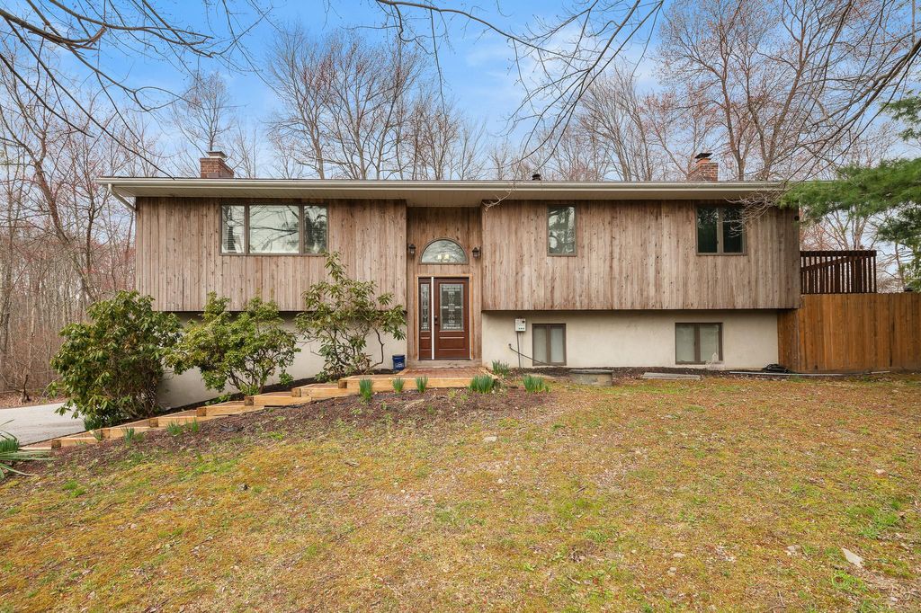 120 Moores Hill Road, New Windsor, NY 12553