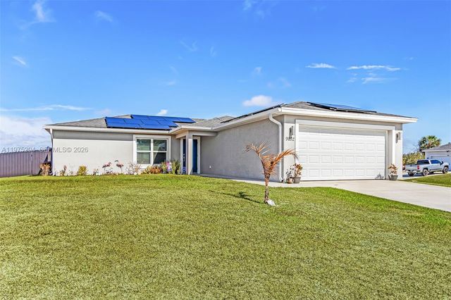 9032 Meadow Circle, La Belle, FL 33935