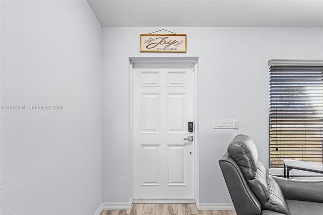 9032 Meadow Circle, La Belle, FL 33935