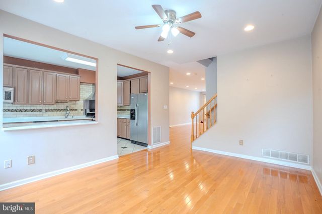 1604 YARROW CIR, Dayton, NJ 08810