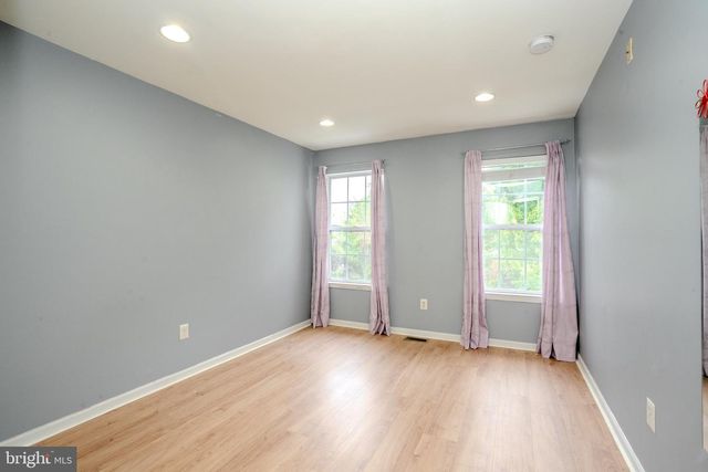 1604 YARROW CIR, Dayton, NJ 08810