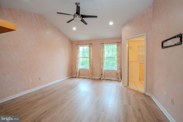 1604 YARROW CIR, Dayton, NJ 08810