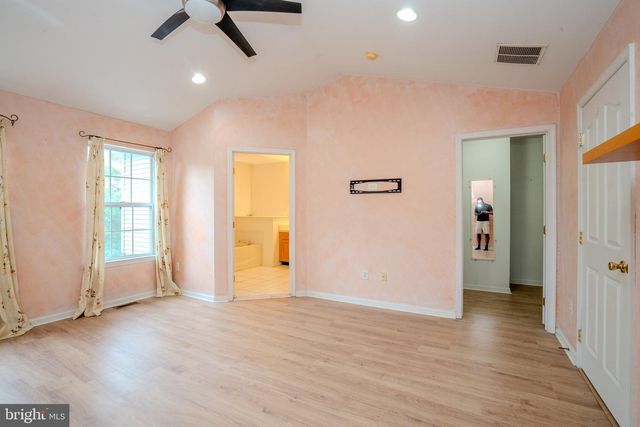 1604 YARROW CIR, Dayton, NJ 08810