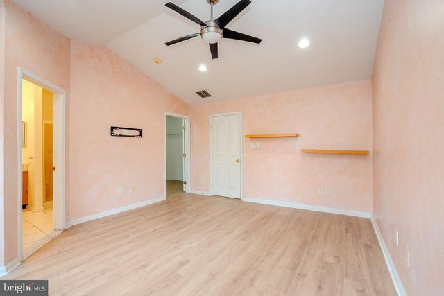 1604 YARROW CIR, Dayton, NJ 08810