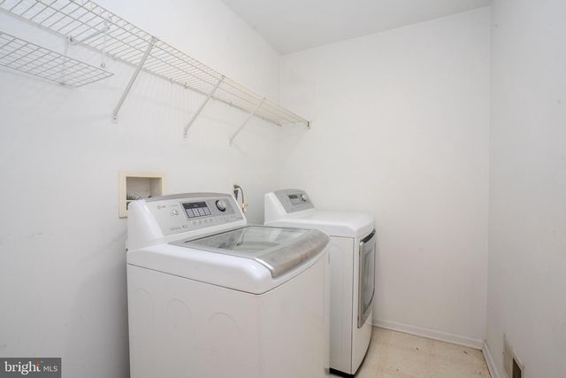 1604 YARROW CIR, Dayton, NJ 08810