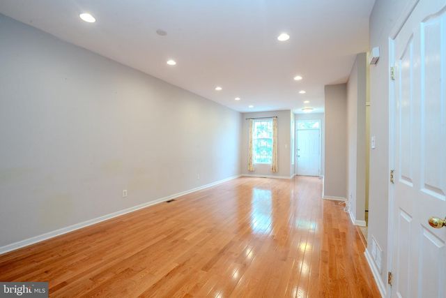 1604 YARROW CIR, Dayton, NJ 08810