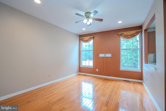 1604 YARROW CIR, Dayton, NJ 08810