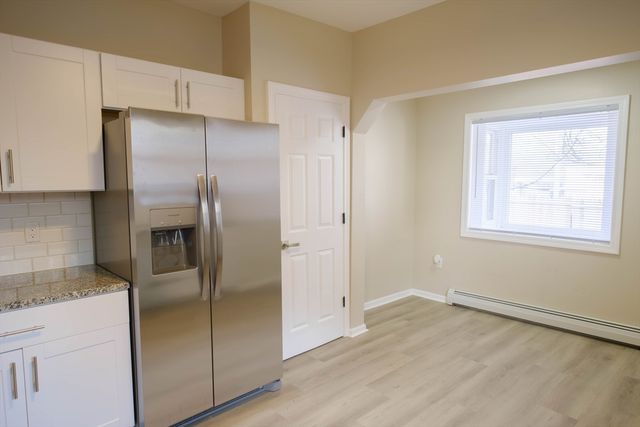 23 Eldert St, Springfield, MA 01109