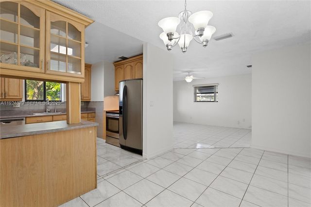 1410 NW 42nd St, Fort Lauderdale, FL 33309