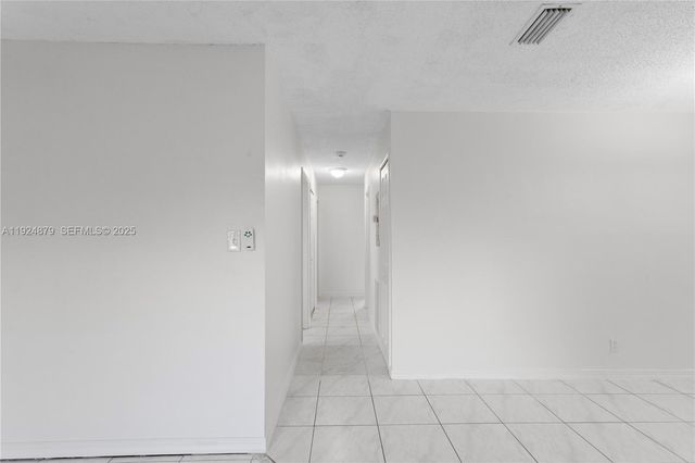 1410 NW 42nd St, Fort Lauderdale, FL 33309