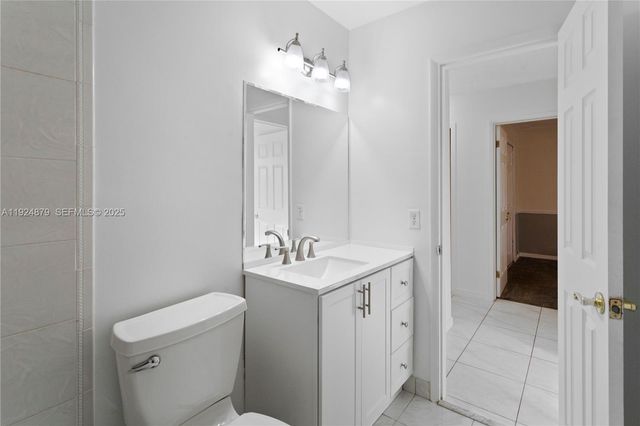 1410 NW 42nd St, Fort Lauderdale, FL 33309