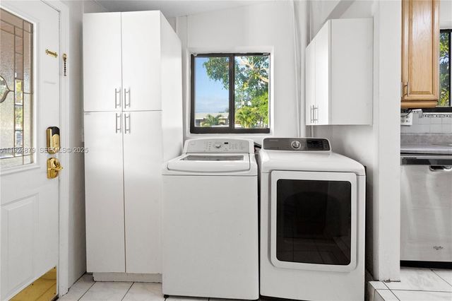 1410 NW 42nd St, Fort Lauderdale, FL 33309