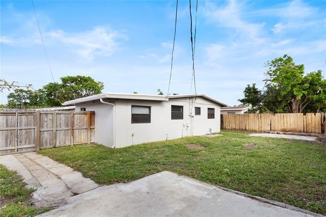1410 NW 42nd St, Fort Lauderdale, FL 33309