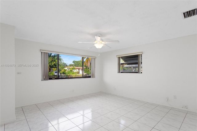 1410 NW 42nd St, Fort Lauderdale, FL 33309
