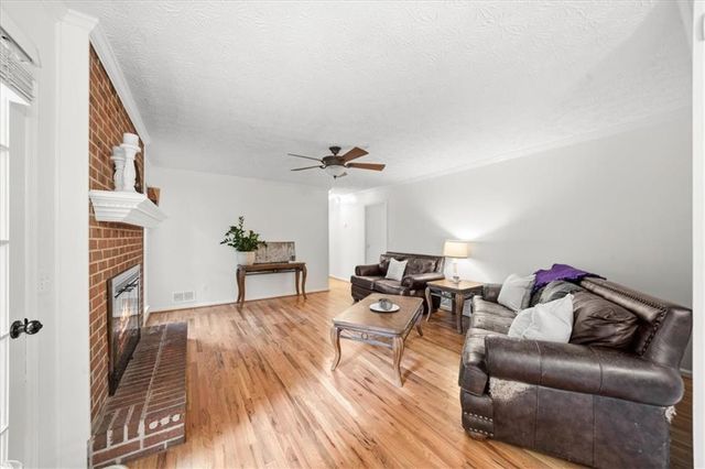1646 Maple Ridge Drive, Suwanee, GA 30024