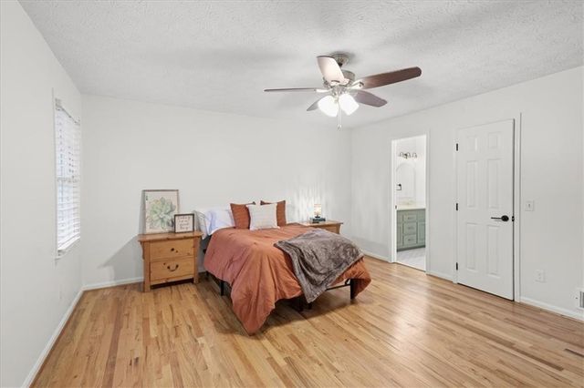 1646 Maple Ridge Drive, Suwanee, GA 30024