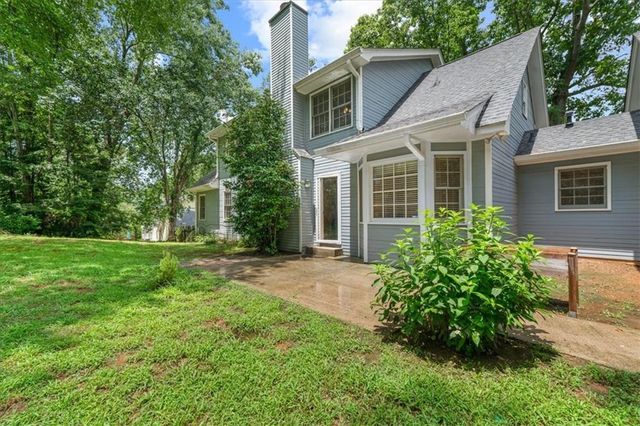1646 Maple Ridge Drive, Suwanee, GA 30024