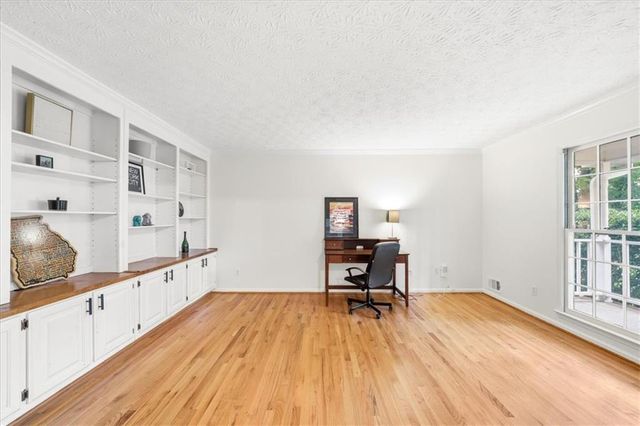 1646 Maple Ridge Drive, Suwanee, GA 30024