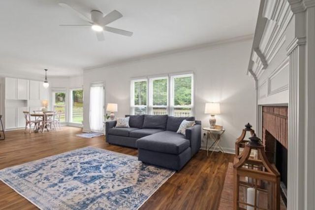2025 Southers Circle, Suwanee, GA 30024