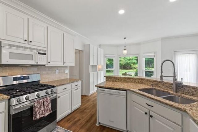 2025 Southers Circle, Suwanee, GA 30024