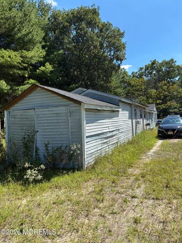 647 Lakehurst Road, Browns Mills, NJ 08015