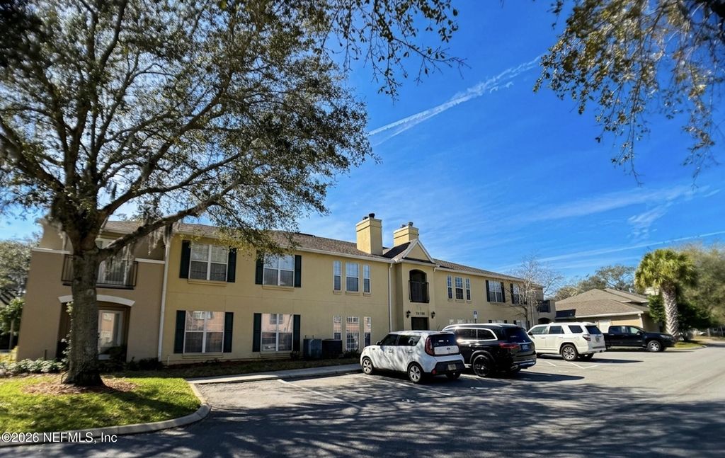 114 JARDIN DE MER Place 114, Jacksonville Beach, FL 32250