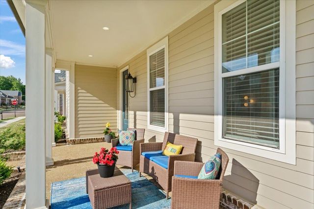 428 CATAWBA VALLEY DR, Collierville, TN 38017