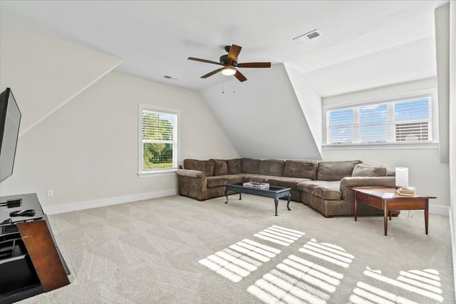 428 CATAWBA VALLEY DR, Collierville, TN 38017