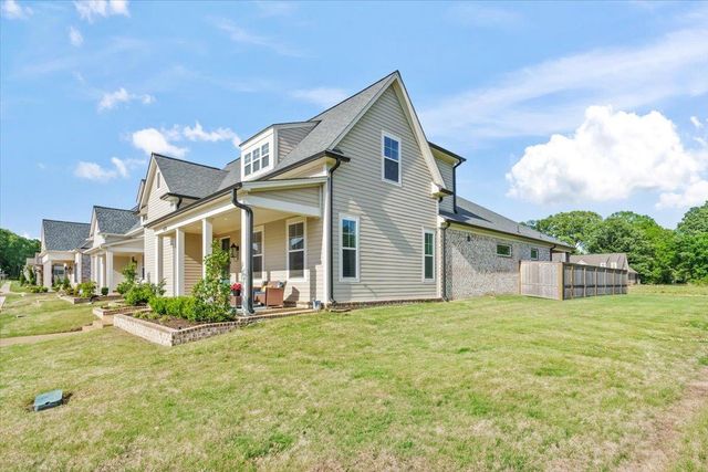 428 CATAWBA VALLEY DR, Collierville, TN 38017