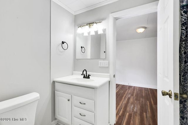 424 W West Street, Southport, NC 28461