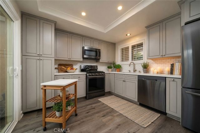 1156 Mountain Gate, Upland, CA 91786