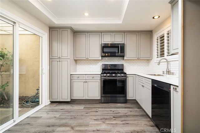 1156 Mountain Gate, Upland, CA 91786
