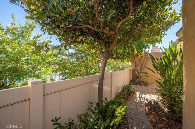 1156 Mountain Gate, Upland, CA 91786