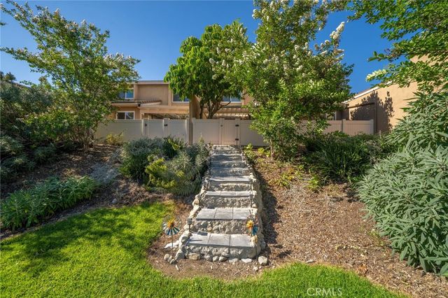 1156 Mountain Gate, Upland, CA 91786