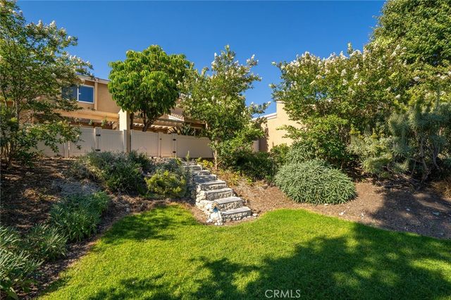 1156 Mountain Gate, Upland, CA 91786