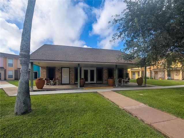 6702 Everhart Road S104, Corpus Christi, TX 78413